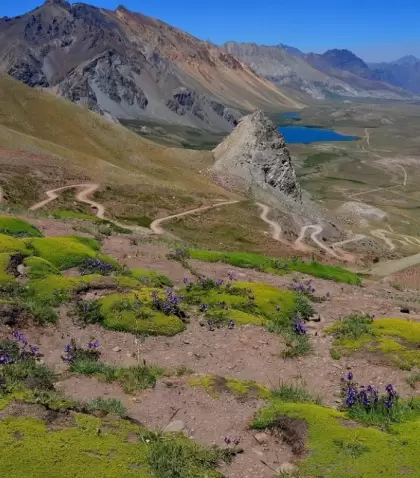Vista del Valle Hermoso, uno de los paisajes m�s imponentes del sur mendocino, ideal para vivir la naturaleza a pleno.