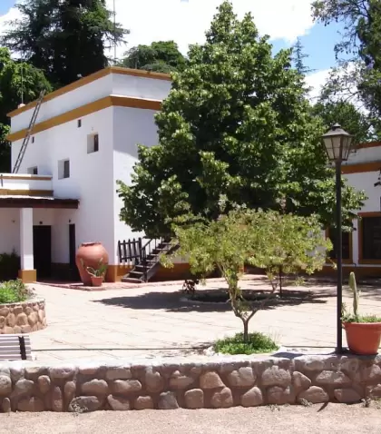 Samay_Huasi_patio-e1654778269599