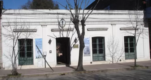 Interior del Museo del Periodismo Bonaerense, en la antigua sede del semanario El Monitor de la Campa�a.