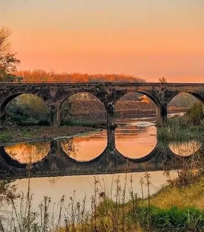 El Puente Cuatro Bocas, un rinc�n con historia en las afueras de Capilla del Se�or.