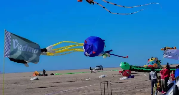 En Viedma, la aventura se vive entre r�o, mar y estepa: kayak, rappel y mountain bike en escenarios �nicos del sur argentino.