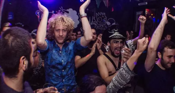 Gu�a Nocturna de Buenos Aires LGBTQ+: Bares y Antros Gay de la Ciudad.