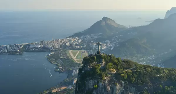 El show gratuito de Lady Gaga en Copacabana genera un boom tur�stico en R�o de Janeiro.