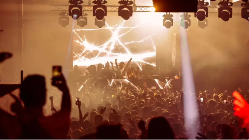 Crobar, club emblem�tico de la movida raver en Buenos Aires, ubicado en los Bosques de Palermo.