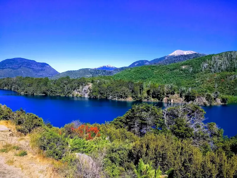 El Lago Mach�nico, a todo color.