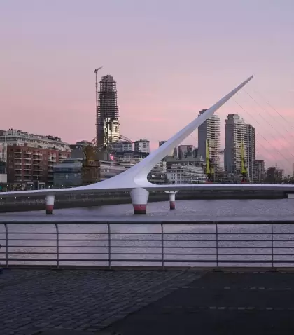 Puente de la mujer, Puerto Madero