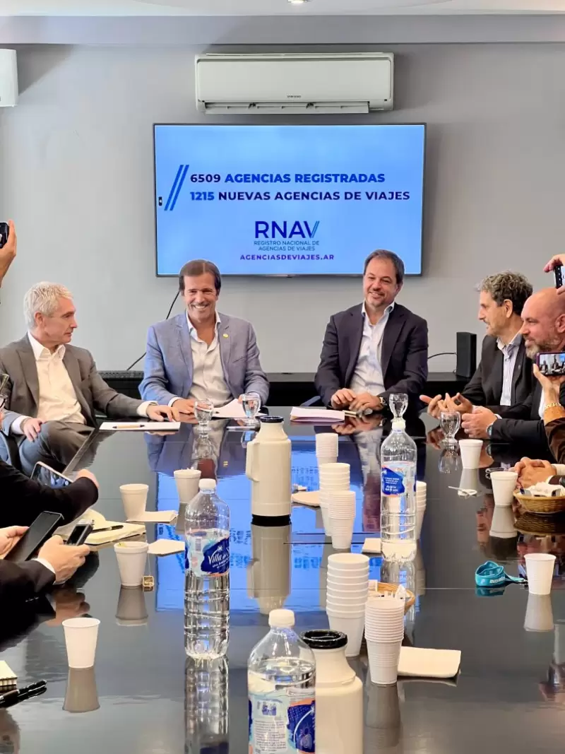 Registro Nacional de Agencias junto a FAEVYT