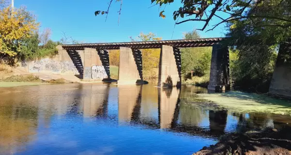 Puente Cinco Bocas: un cl�sico de Capilla del Se�or para disfrutar en contacto con la naturaleza y la identidad rural.
