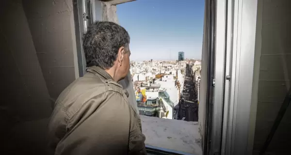 Vista panor�mica desde el nuevo mirador del Obelisco, el punto m�s alto del coraz�n porte�o.
