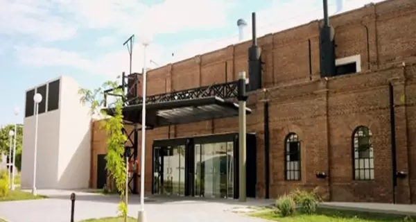 La vieja Usina, Paran�