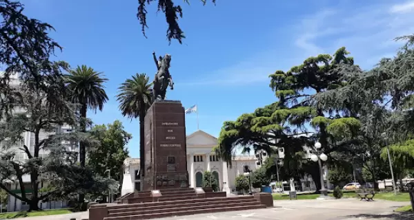 Plaza 25 de Mayo, Junin Provincia de Buenos Aires