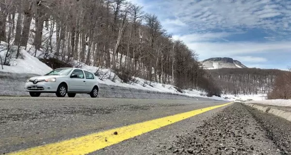 Neum�ticos adecuados, precauci�n y planificaci�n: claves para viajar tranquilo por la Patagonia.