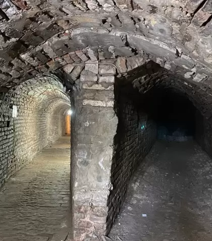 Los t�neles de San Pedro fueron restaurados para visitas tur�sticas, uniendo historia y leyenda bajo tierra