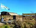 La Reserva Natural de Pilar ofrece senderos y miradores entre lagunas y bosques nativos.