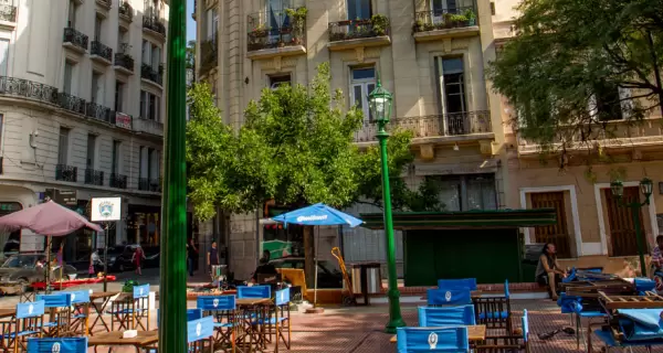 La Plaza Dorrego conserva el esp�ritu bohemio y tanguero que define al barrio de San Telmo.
