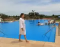 Las Termas de Federaci�n, pioneras en el turismo termal argentino, ofrecen relax frente al lago Salto Grande.