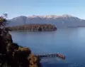 El Lago Correntoso, en Villa La Angostura, es una de las playas m�s emblem�ticas del verano patag�nico