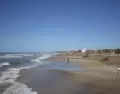 Pinamar combina naturaleza, m�danos y playas amplias, un cl�sico del verano en la Costa Atl�ntica argentina.