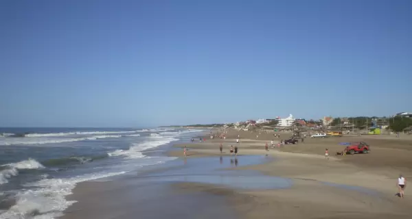 Pinamar combina naturaleza, m�danos y playas amplias, un cl�sico del verano en la Costa Atl�ntica argentina.