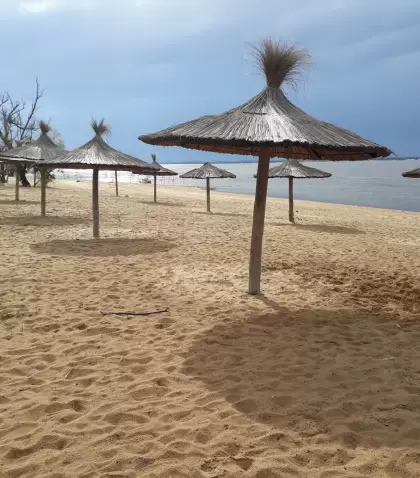 Las playas del r�o Uruguay, desde Entre R�os hasta Misiones, son una alternativa natural al mar argentino.