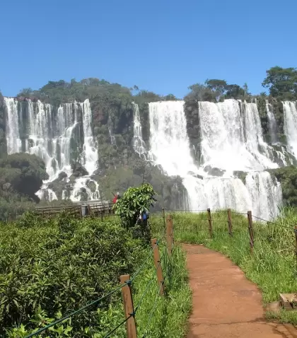 El verano argentino ofrece destinos ideales para moverse, disfrutar y conectar con la naturaleza.