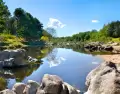 En verano, las playas de r�o ofrecen agua dulce, espacio y un ritmo ideal para descansar.