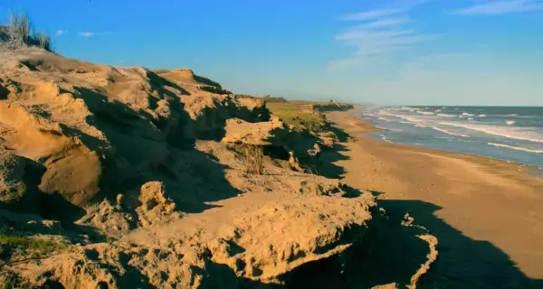 En febrero, muchas playas argentinas se disfrutan m�s por la baja de gente y el ritmo m�s calmo.