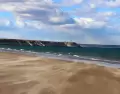 El verano argentino se define por paisajes diversos que marcan ritmo, descanso y forma de viajar.