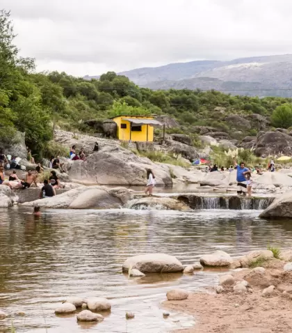 Los pueblos serranos ofrecen r�os, sombra y un ritmo ideal para disfrutar el verano.
