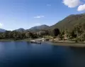 En verano, Neuqu�n combina lagos de agua fr�a y paisajes de monta�a ideales para disfrutar al aire libre.