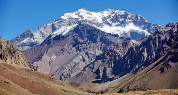 En verano, Cuyo ofrece paisajes amplios, cordillera cercana y una sensaci�n de espacio �nica.