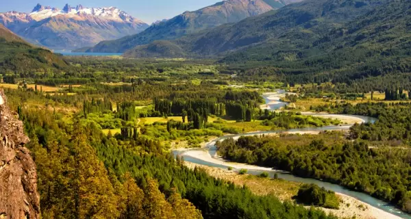 Algunos destinos argentinos invitan a bajar el ritmo y recuperar equilibrio viajando.