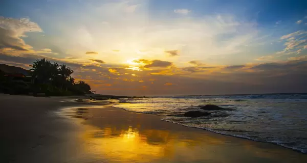 Ep�grafe:
Las playas del norte peruano suman una alternativa de descanso, sol y mar dentro de los viajes por Per�.