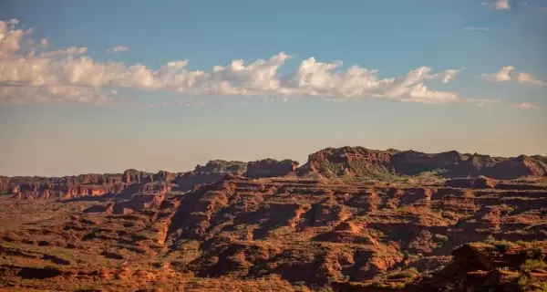 El Parque Nacional Sierra de las Quijadas es una opci�n ideal para el senderismo y la aventura.