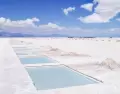 En la excursi�n a Salinas Grandes el camino tiene tanto peso como la llegada.