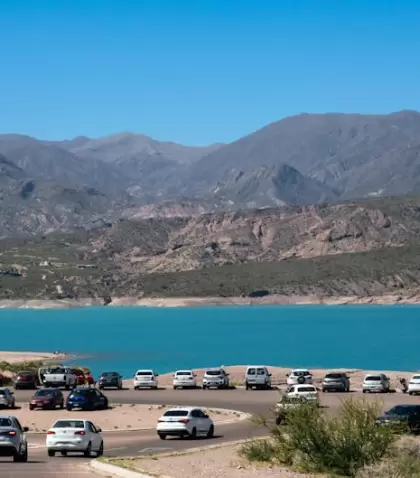 Las rutas esc�nicas de Mendoza, en oto�o, permiten conectar mejor con sus paisajes.