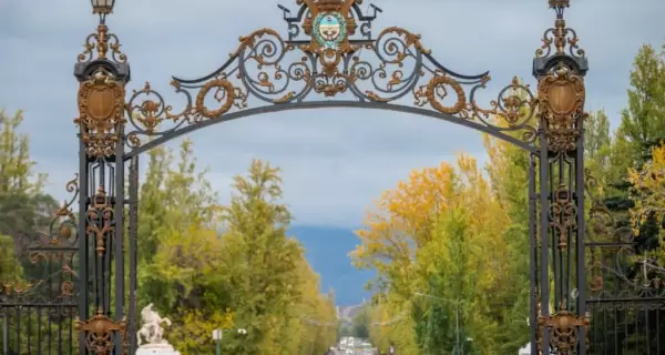 Mendoza puede ser una escapada corta o un viaje profundo.