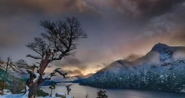 Bariloche en junio muestra justamente una versi�n m�s silenciosa, accesible y menos apurada.