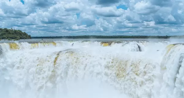 Iguaz� en invierno permite disfrutar las Cataratas con m�s comodidad.