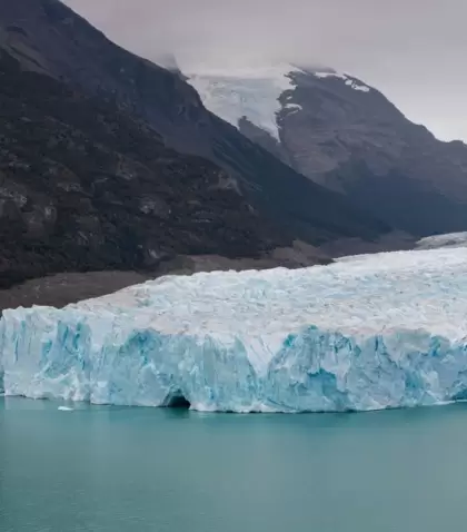 Las pasarelas del Perito Moreno siguen siendo el coraz�n del viaje.