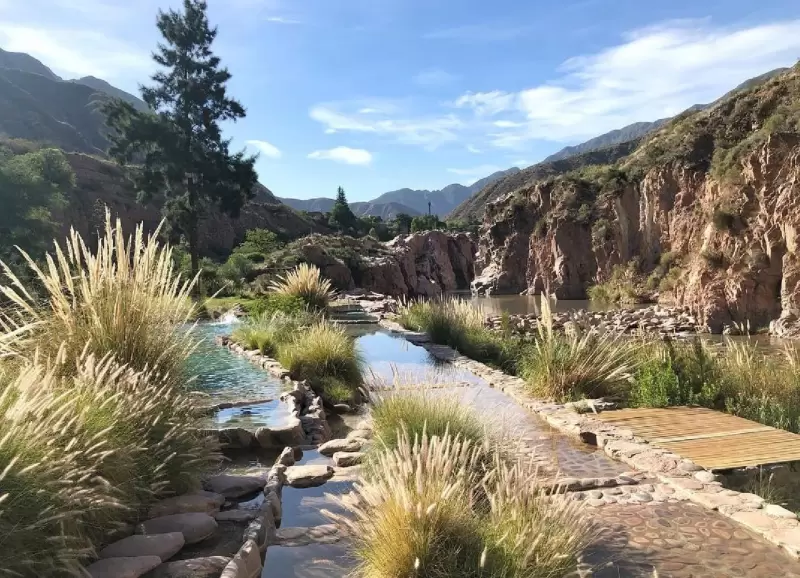 El Parque de Agua Termal suele ser la opci�n m�s familiar y de d�a completo en Cacheuta.