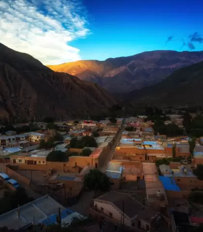 El pueblo tiene una belleza dif�cil de reemplazar.