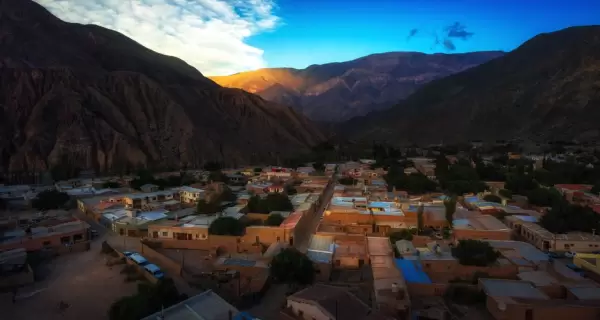 El pueblo tiene una belleza dif�cil de reemplazar.