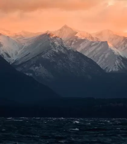 Argentina ofrece nieve, selva, termas, sierras, ciudades y monta�as.