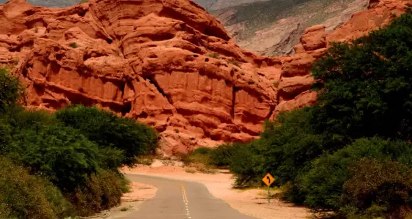 Para viajar al norte argentino es necesario panificar la vestimenta adecuada.