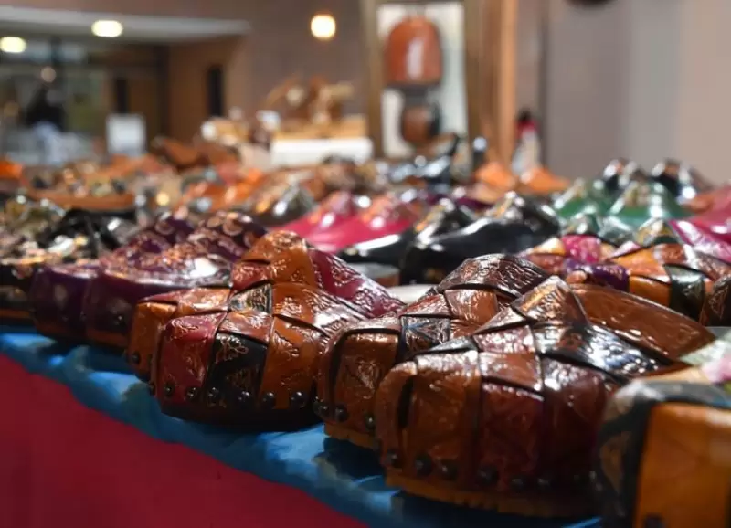 Artesanos, productos regionales, m�sica, comida y una ciudad que sabe mostrar su identidad.
